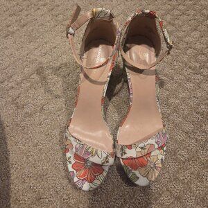 Floral strap heel